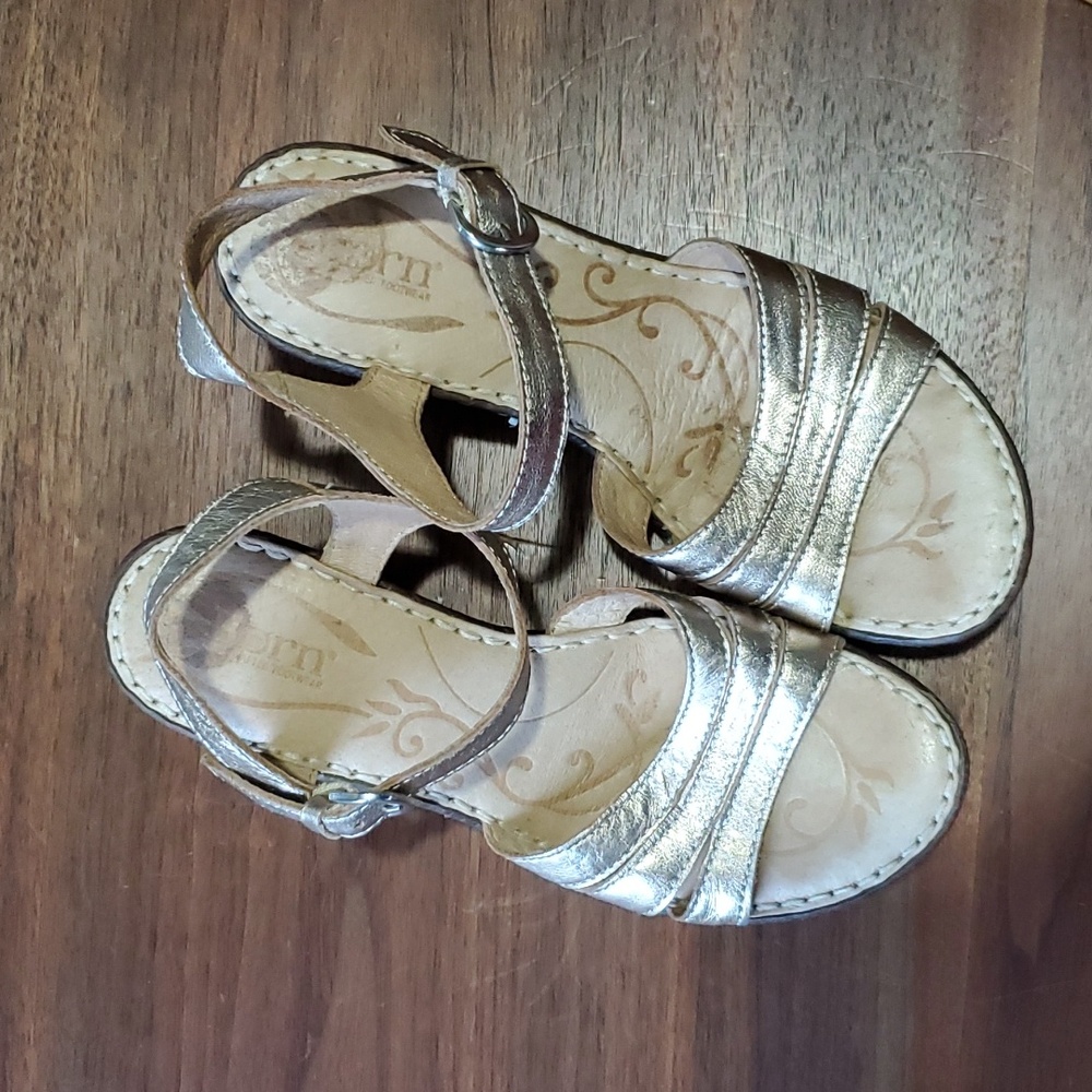 Born Sandals size 7